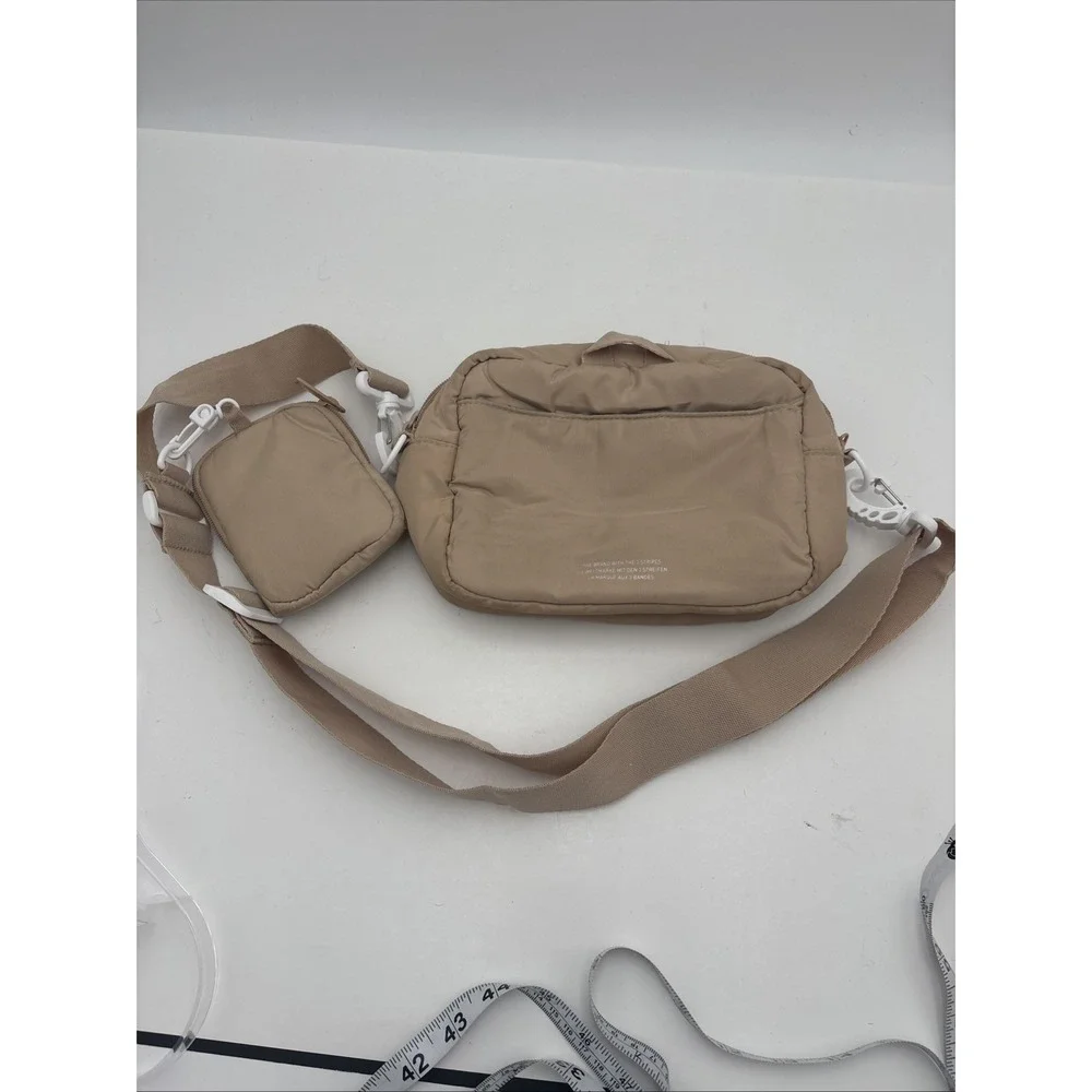 Adidas Crossbody Pouch Puffer Bag Beige Fanny Pack Essentials Travel Zip Up